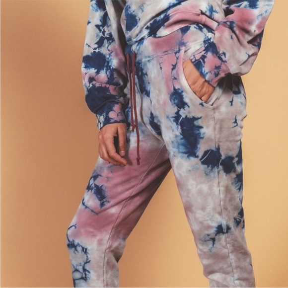 NWT DAYDREAMER Rouge Storm Tie-Dye Jogger in Rouge Storm Size Small - Picture 13 of 15